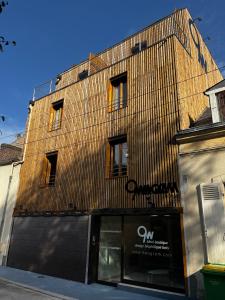 9wagram hotel