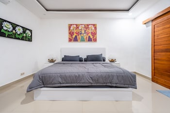 pini sentana village