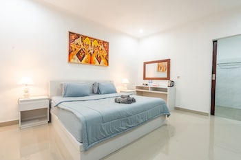 pini sentana village