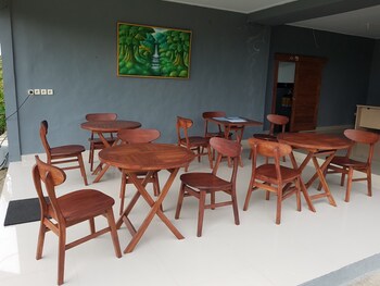 Pini Sentana Village,,3 star