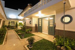 ceria hotel alun alun