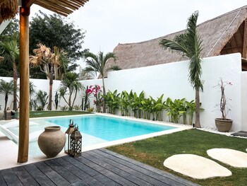 Amaka Villas,,3 star