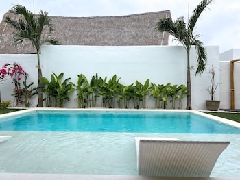 Amaka Villas,,3 star