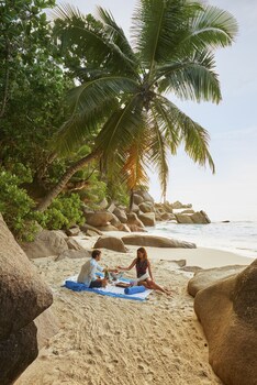 constance lemuria resort