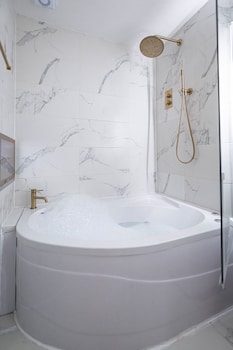 manhattan luxury suites