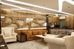 golden dan hotel