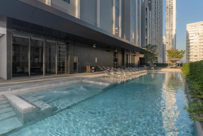 staybridge suites bangkok sukhumvit an ihg hotel
