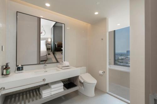 staybridge suites bangkok sukhumvit an ihg hotel