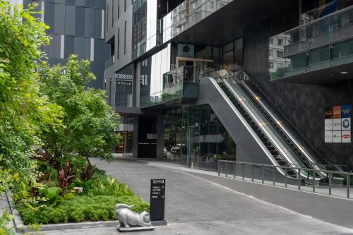 staybridge suites bangkok sukhumvit an ihg hotel