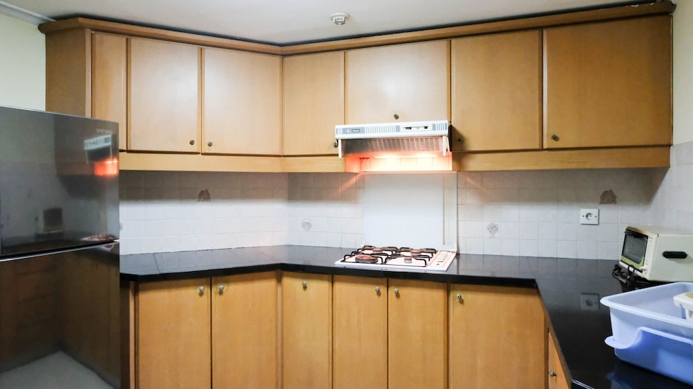 extra spacious and homey 2br at kondominium puncak marina apartment