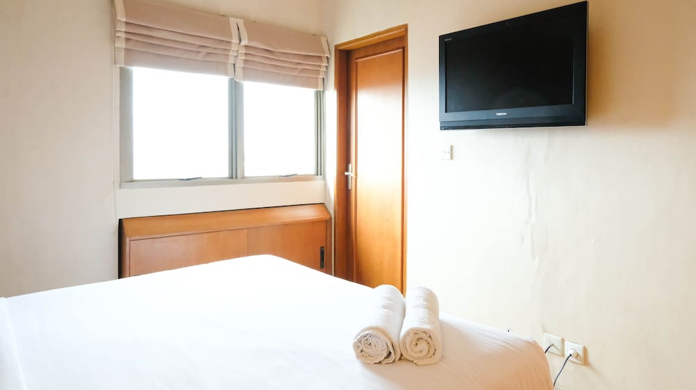 extra spacious and homey 2br at kondominium puncak marina apartment