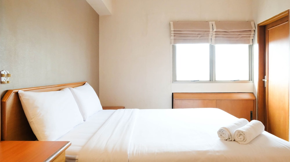 extra spacious and homey 2br at kondominium puncak marina apartment