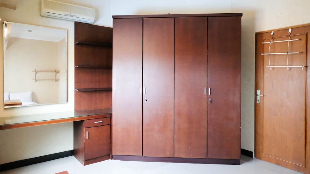 extra spacious and homey 2br at kondominium puncak marina apartment