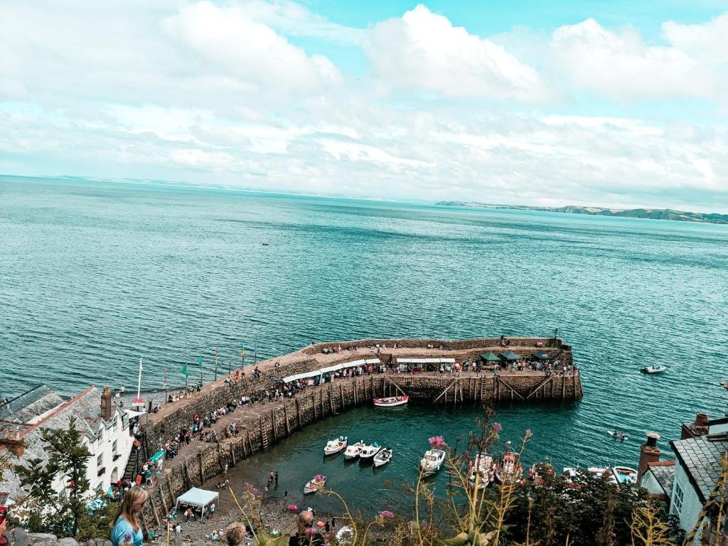 stunning shepherds hut retreat north devon