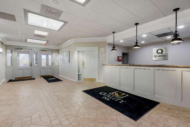 quality inn and suites new hartford utica