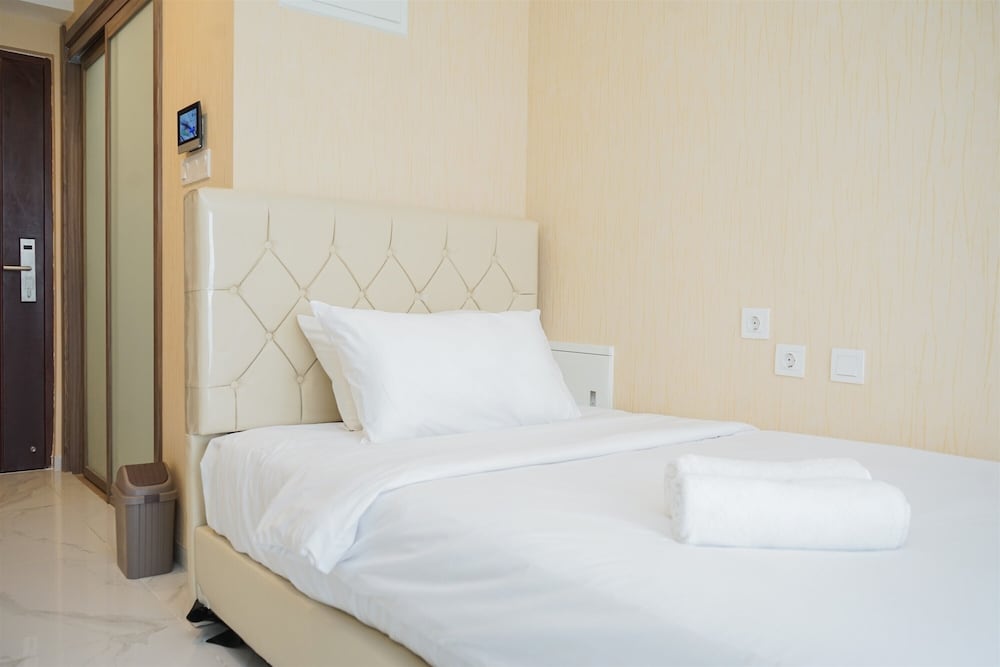 well furnished studio apartment sky house bsd