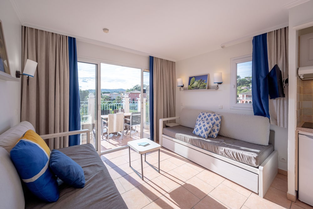 residence pierre and vacances premium les calanques des issambres