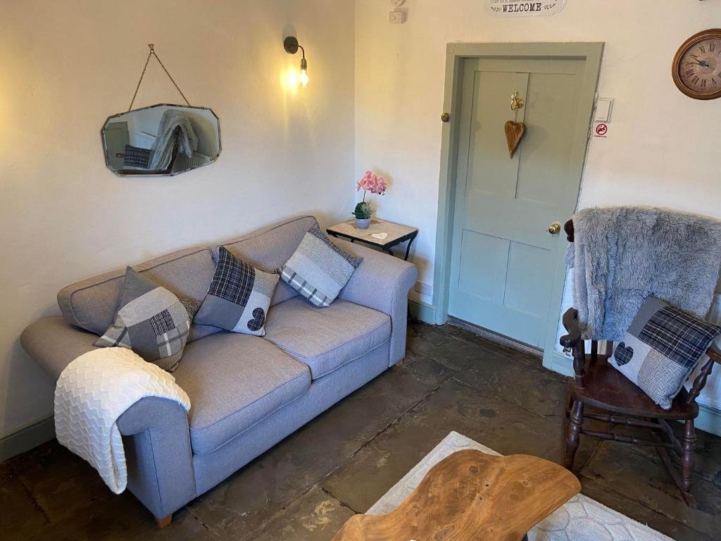 quaint cottage home comforts and log fire