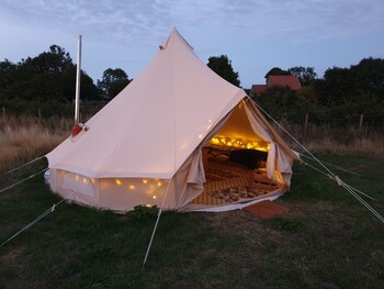 luxury 5m bell tent with log burner near whitby