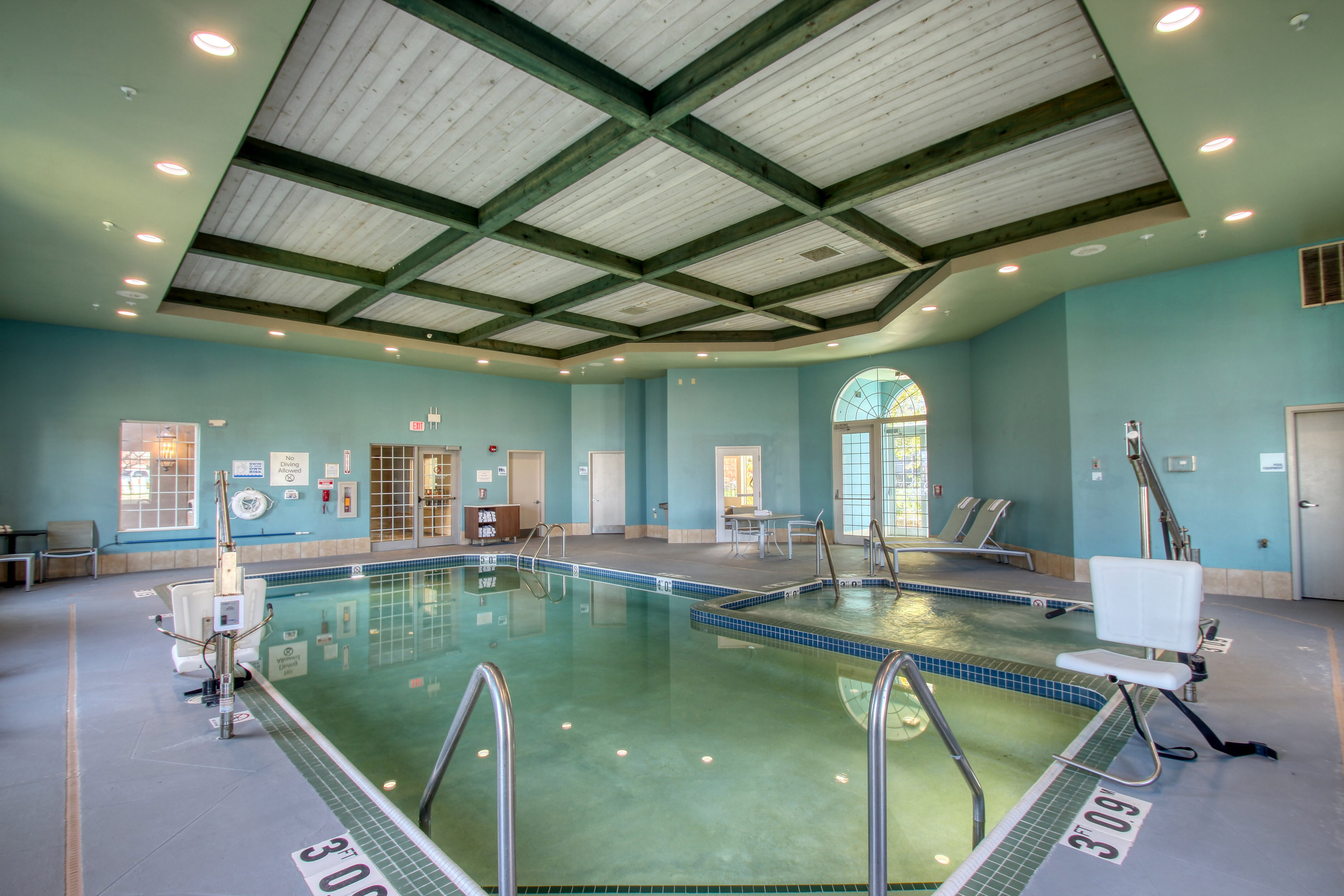 holiday inn express hotel and suites oshkosh by ihg