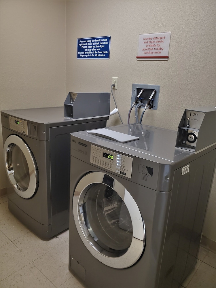 cobblestone suites oshkosh