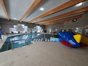 cobblestone suites oshkosh