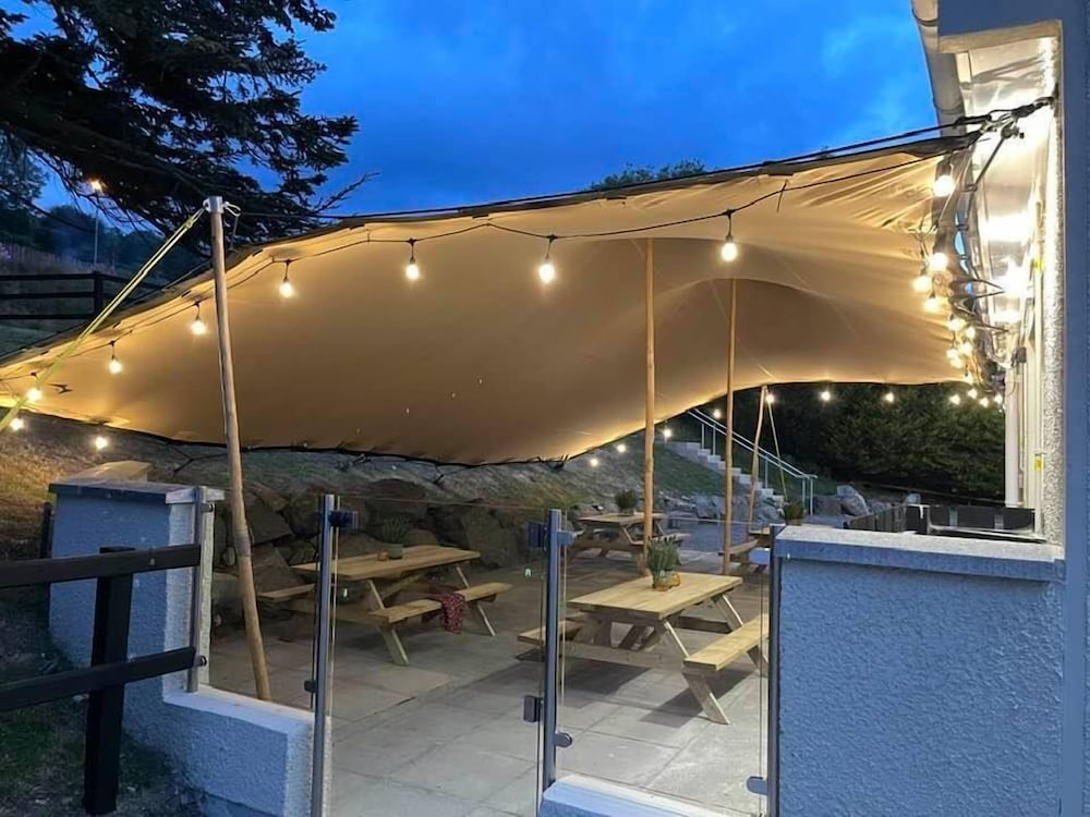 rostrevor mountain lodge