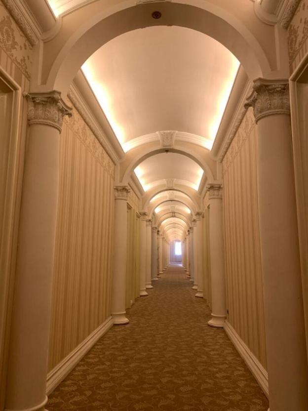 grand empire palace hotel