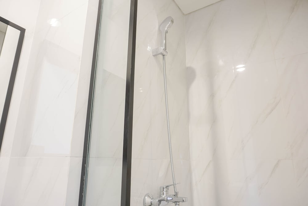 comfort and warm studio at ciputra world 2 apartment