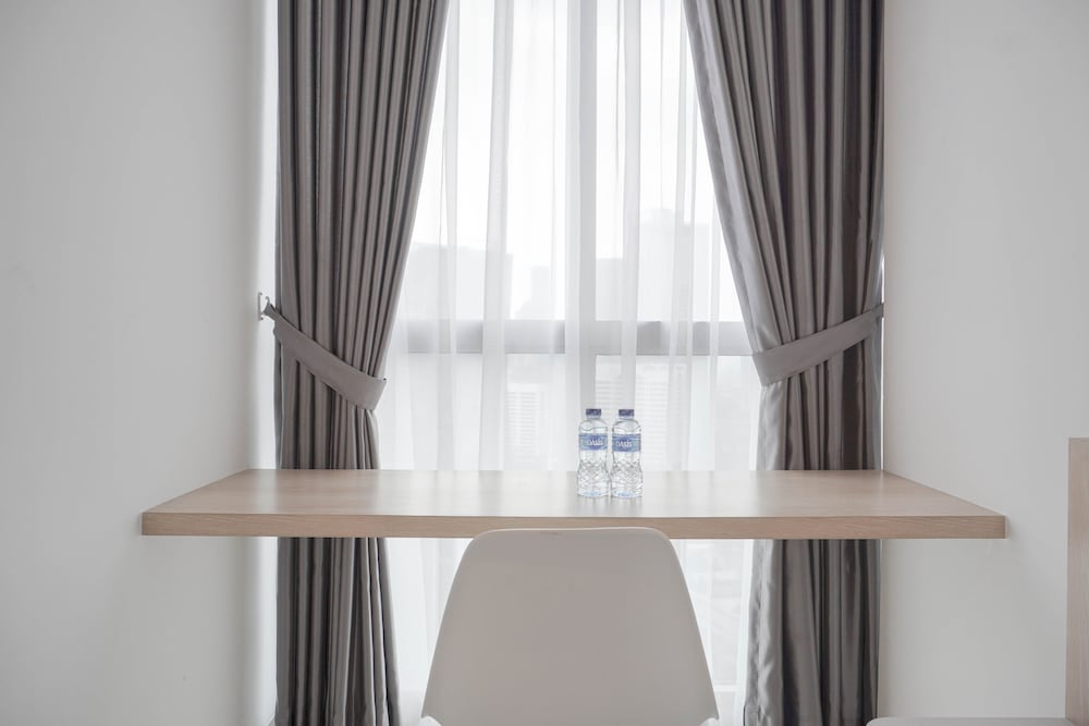 comfort and warm studio at ciputra world 2 apartment