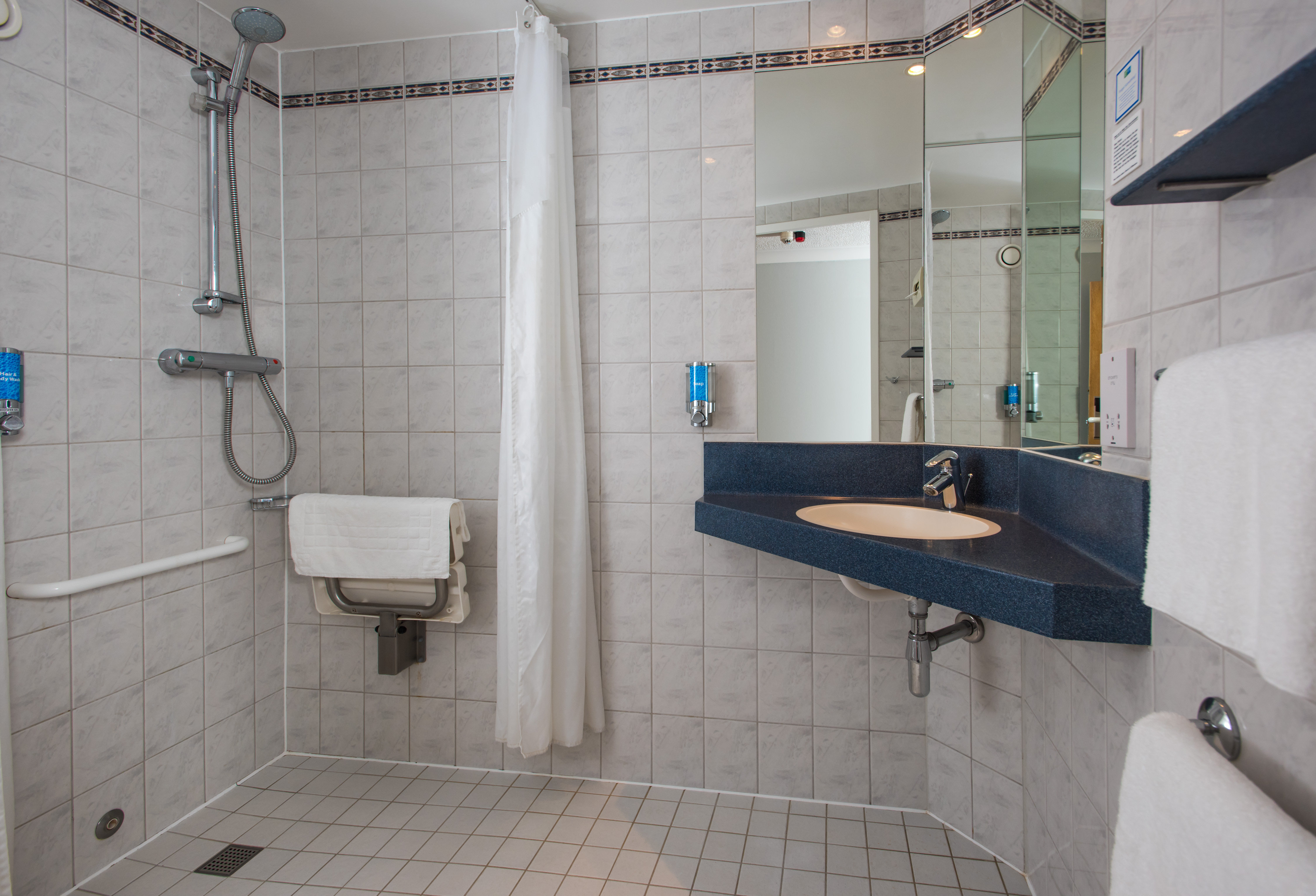 holiday inn express stoke on trent by ihg