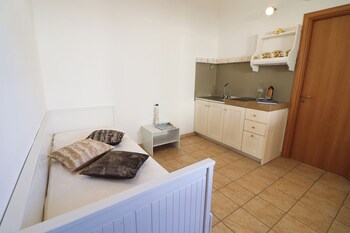 casa vittoria residence torre santo stefano in otranto 3 places