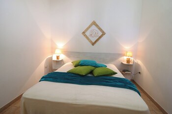 casa vittoria residence torre santo stefano in otranto 3 places
