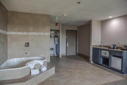 country inn and suites by radisson harlingen tx