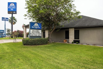 americas best value inn harlingen