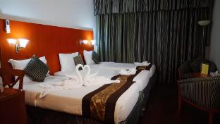 boonmax hotel l l c