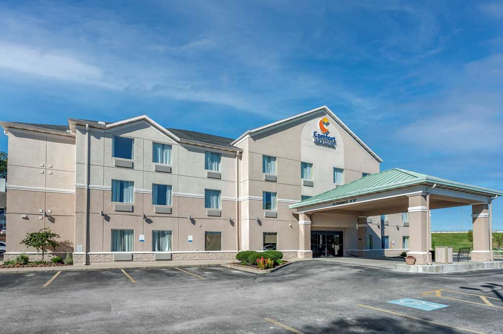 comfort inn and suites