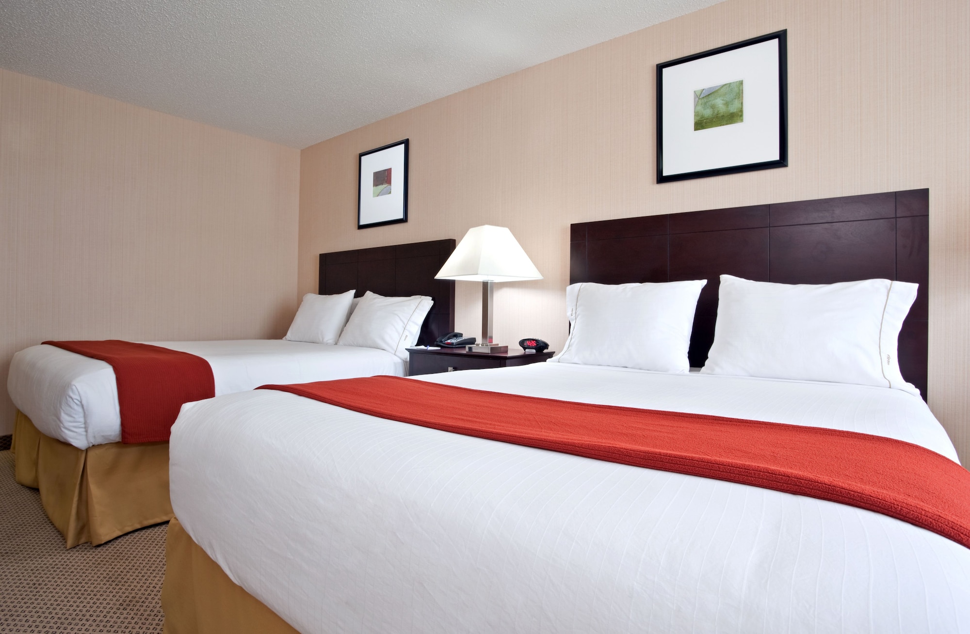 holiday inn express and suites dayton north tipp c