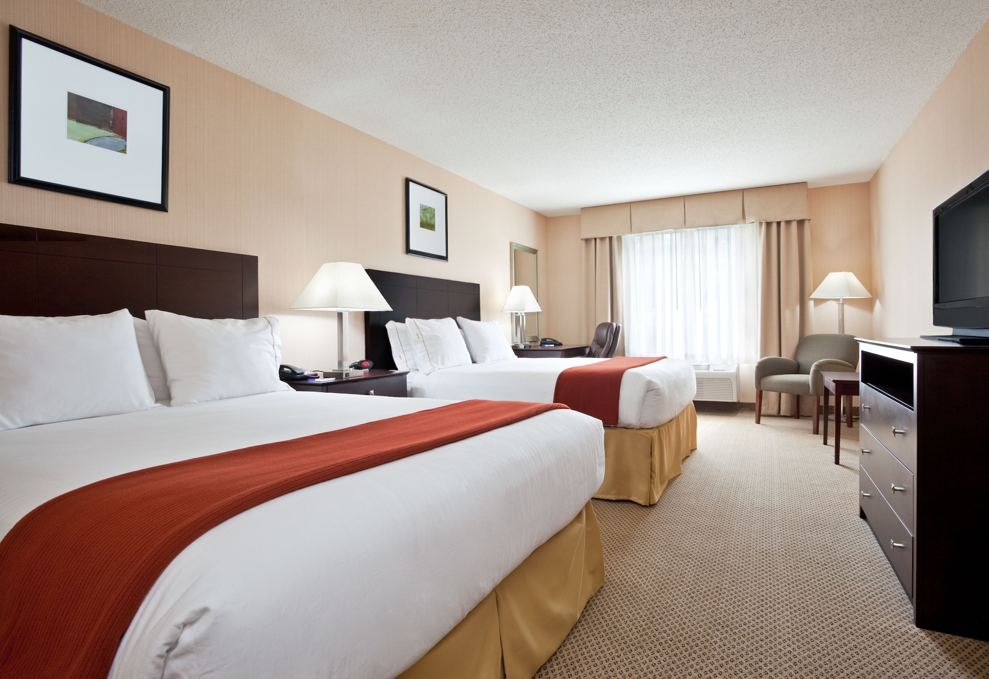 holiday inn express and suites dayton north tipp c
