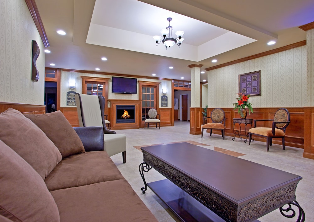 holiday inn express and suites dayton north tipp c