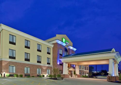 holiday inn express and suites dayton north tipp c