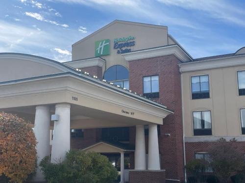 holiday inn express and suites dayton north tipp c
