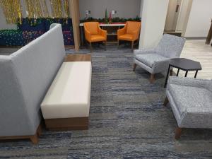 holiday inn express and suites dayton north tipp c