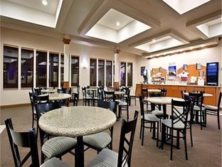 holiday inn express and suites dayton north tipp c