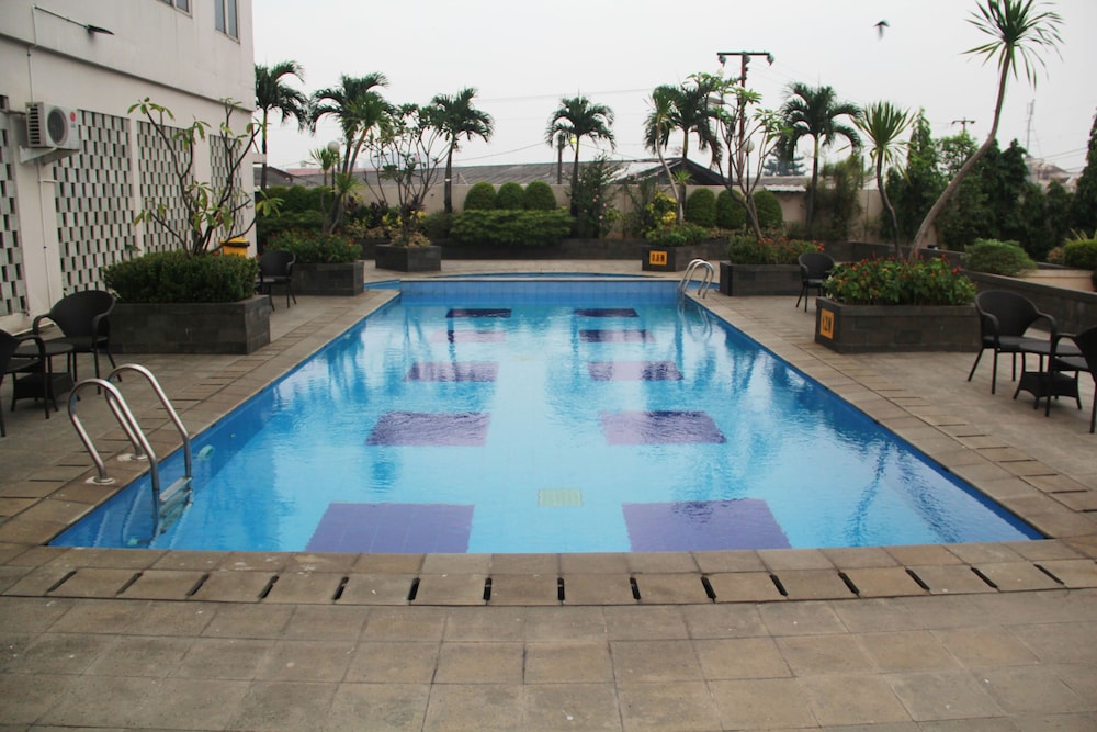 iroom margonda residence 345