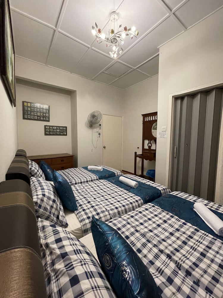 baba and charlie homestay