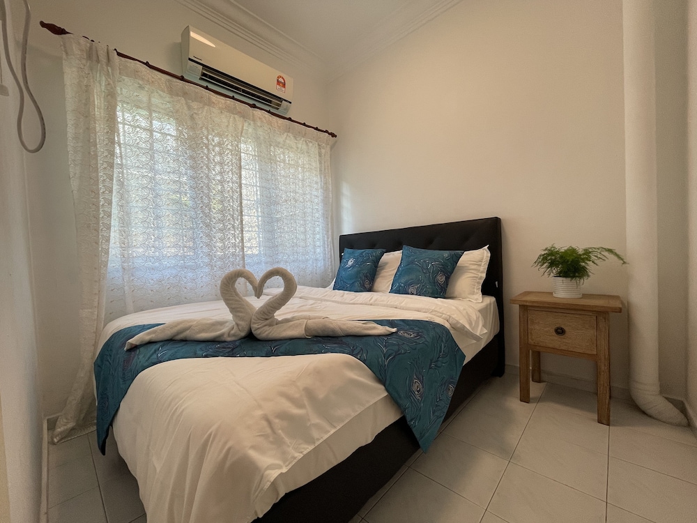 baba and charlie homestay