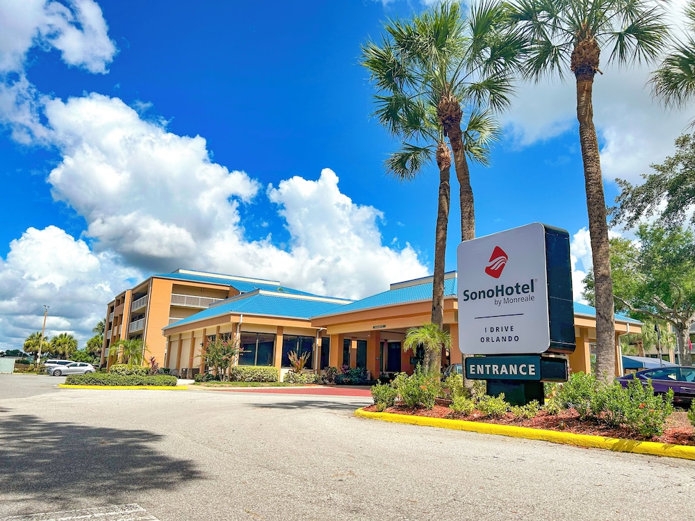 hotel sonohotel idrive district
