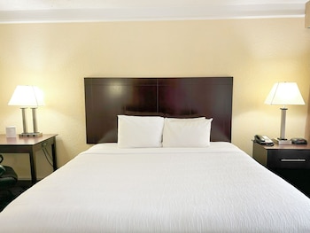 hotel sonohotel idrive district