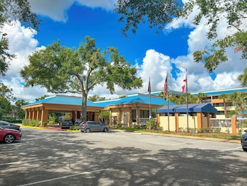 hotel sonohotel idrive district